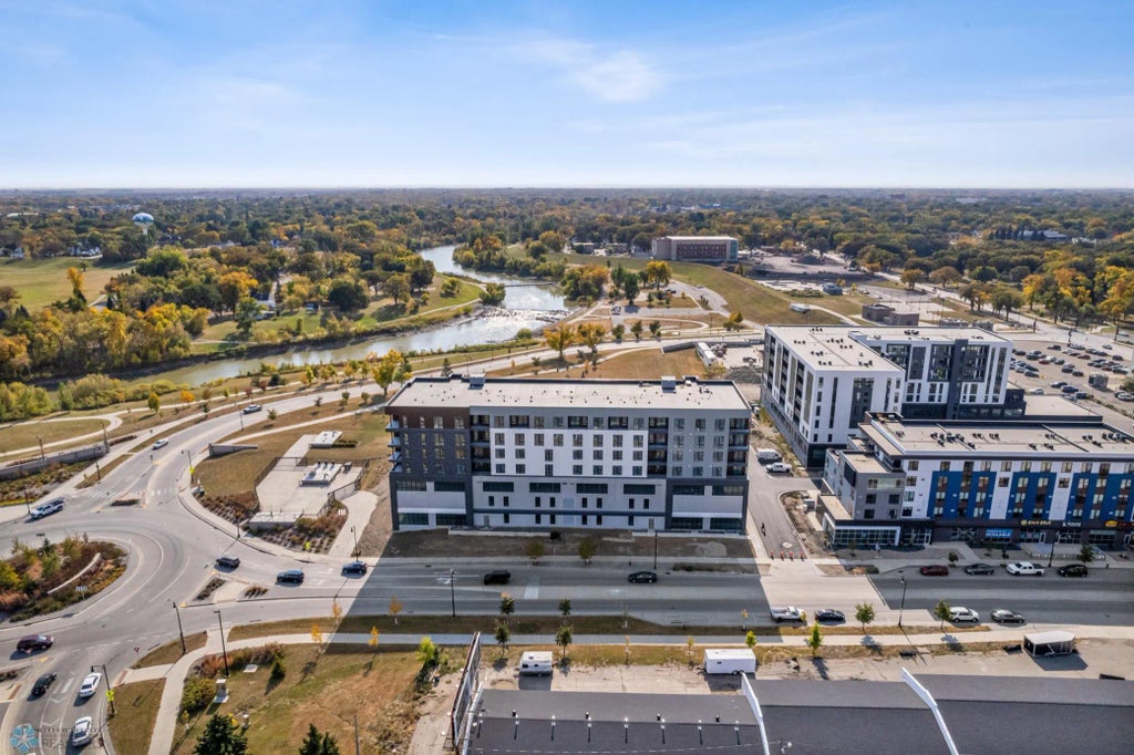 234 Main Avenue 717, Fargo