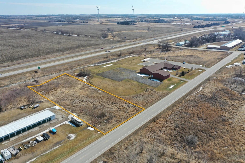 L3b2 18th Street Ne, Willmar