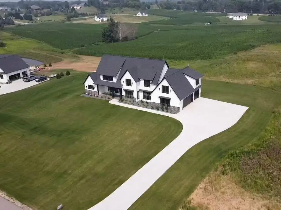 1629 Boelter Estates Drive Nw, Rochester