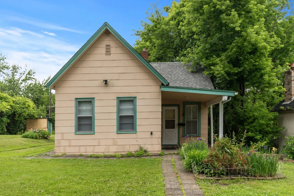 377 Winona Street E, Saint Paul