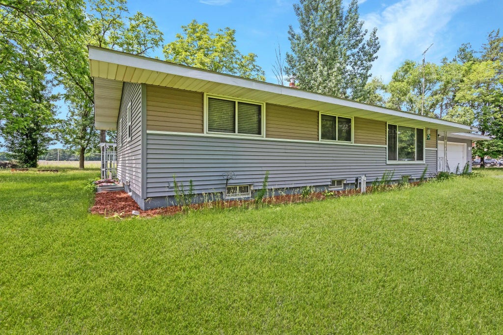 39743 County Road 1, Brockway Twp