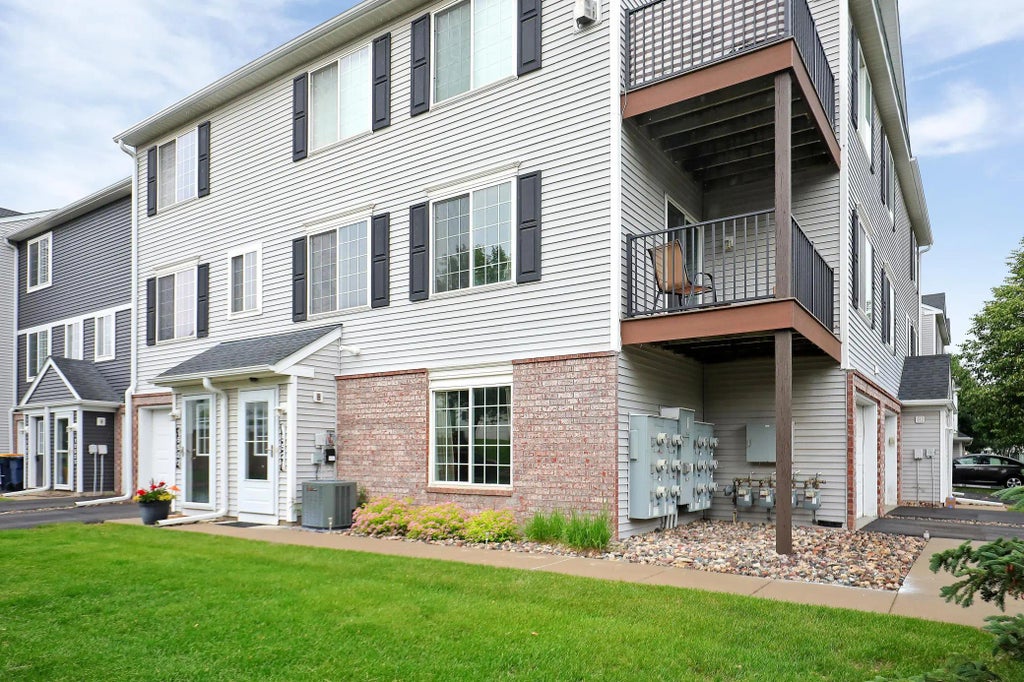 15521 Foghorn Lane, Apple Valley