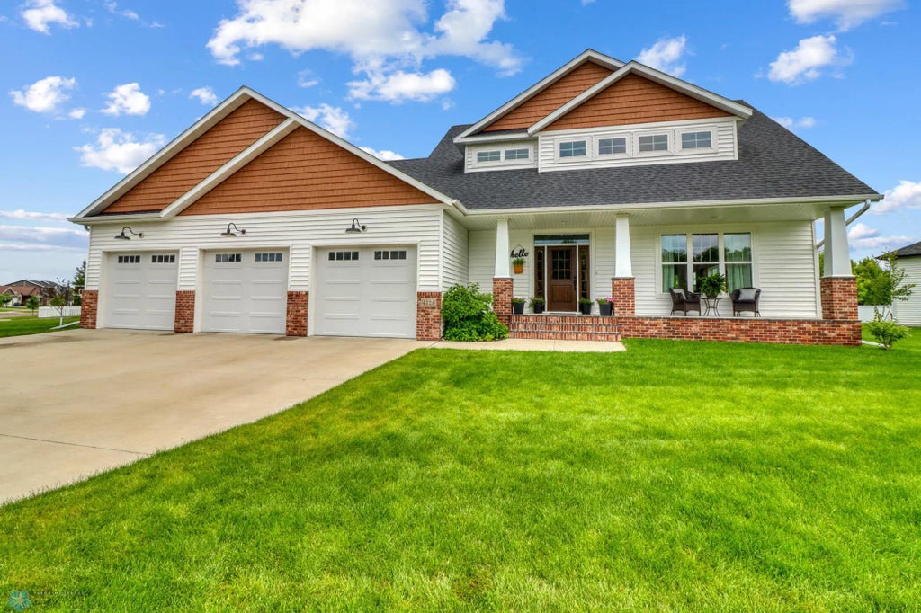 6728 Ashwood Loop, Fargo