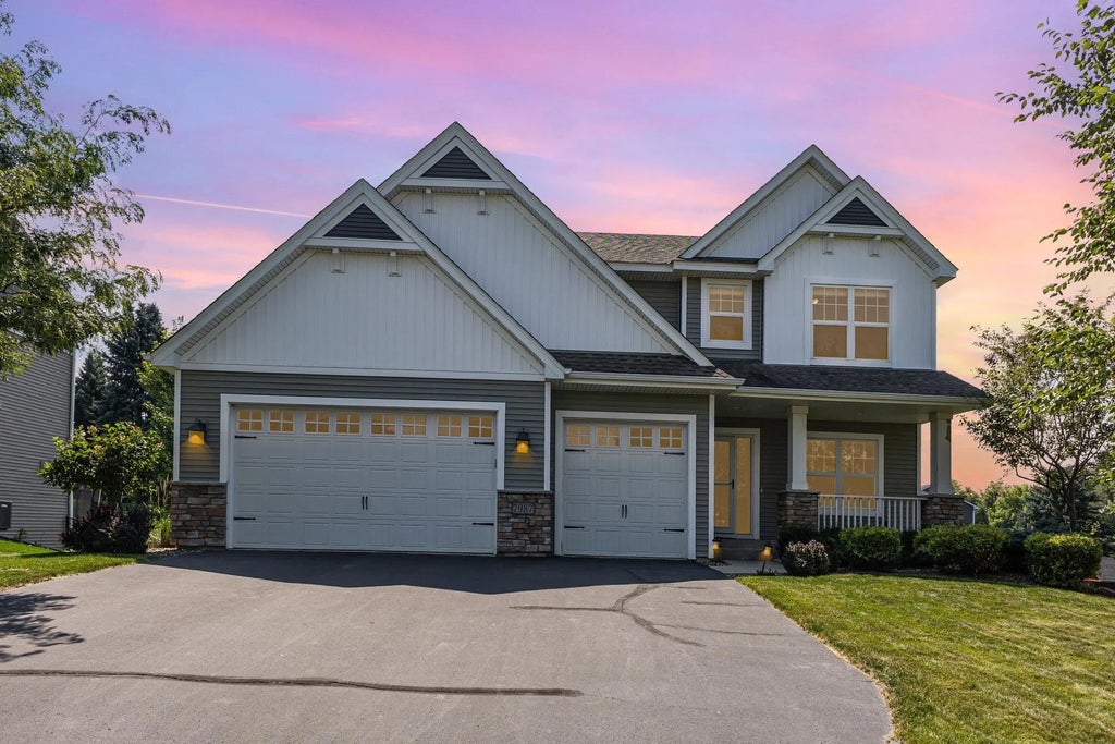 7987 63rd Street S, Cottage Grove