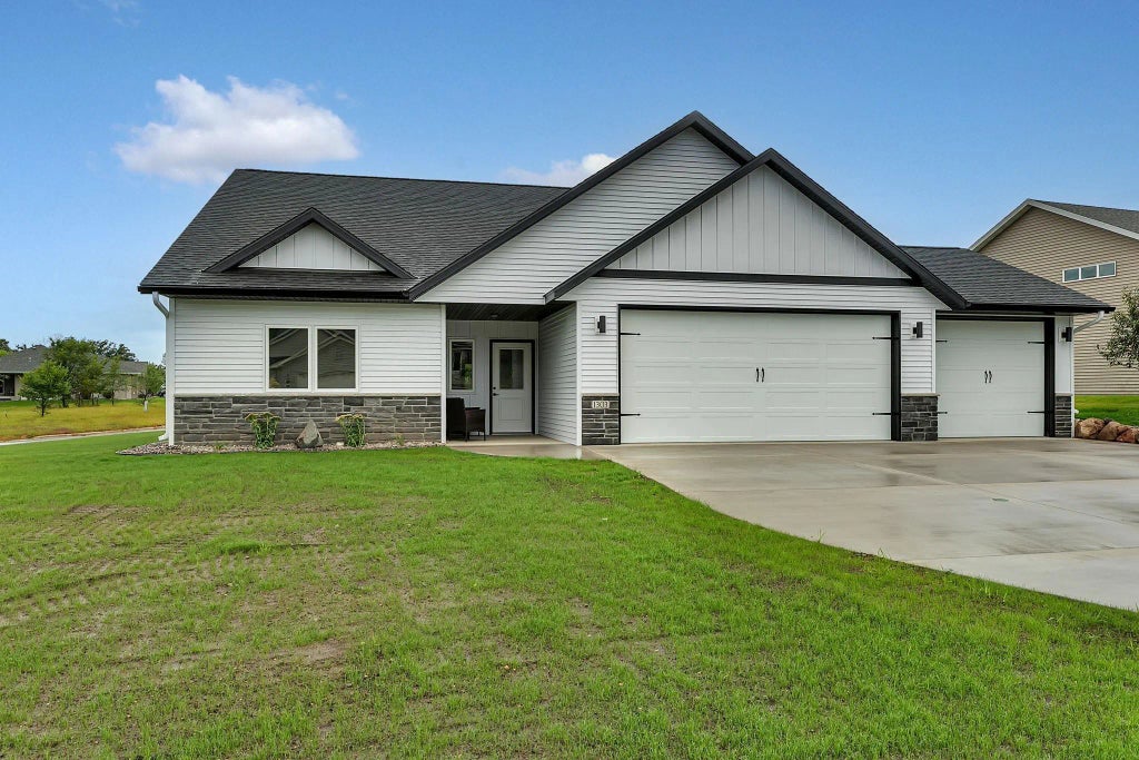 1303 Iris Lane, Saint Joseph