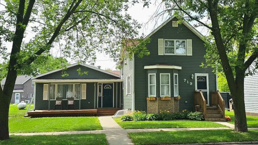 719 W 4th Street, Graceville