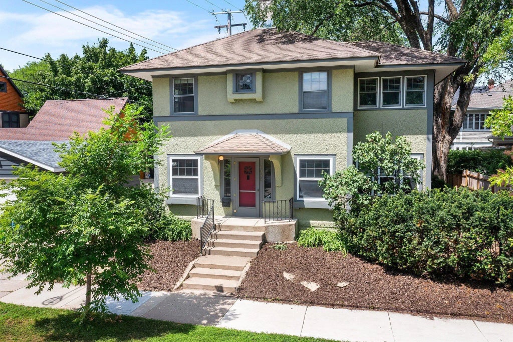 1458 W 33rd Street, Minneapolis