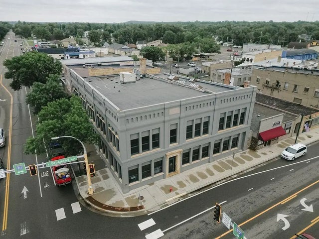 101 E Broadway, Little Falls