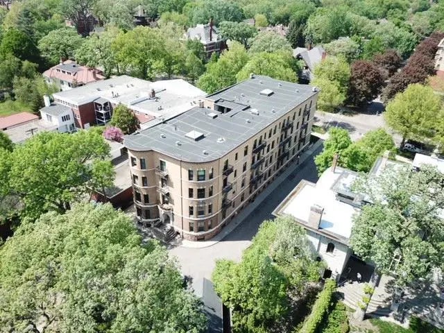 11 Summit Court 11, Saint Paul