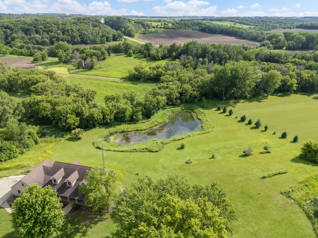 54185 232nd Avenue, West Concord