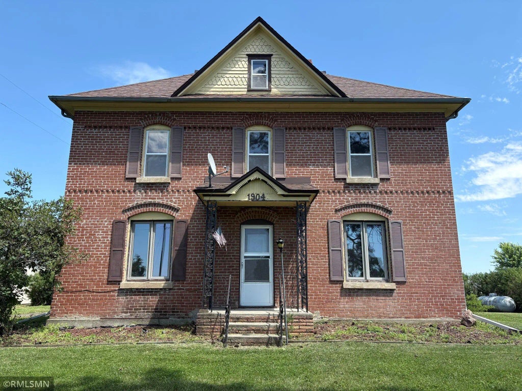 17242 Garden Avenue, Lester Prairie