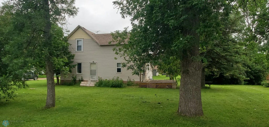 103 Main Street S, Kindred