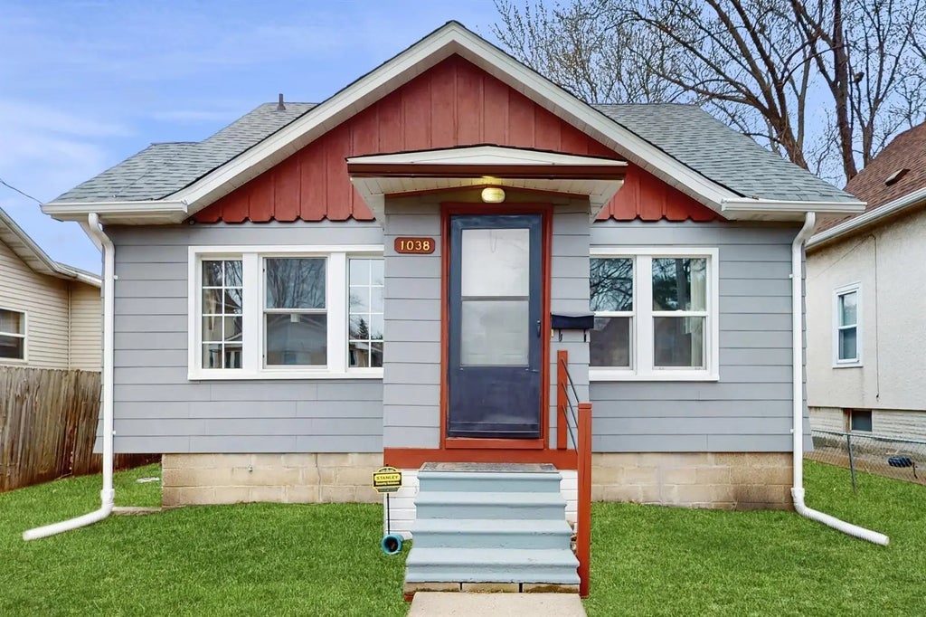 1038 23rd Avenue Se, Minneapolis