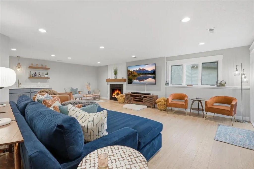 1647 Valley Quail Drive, River Falls