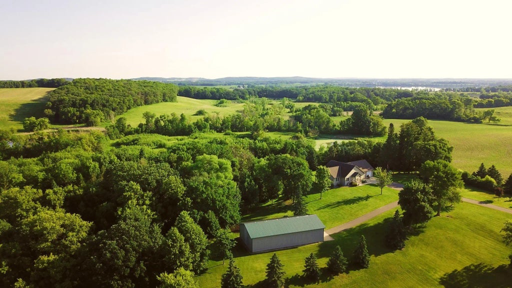 16521 Silver Lane Nw, Evansville