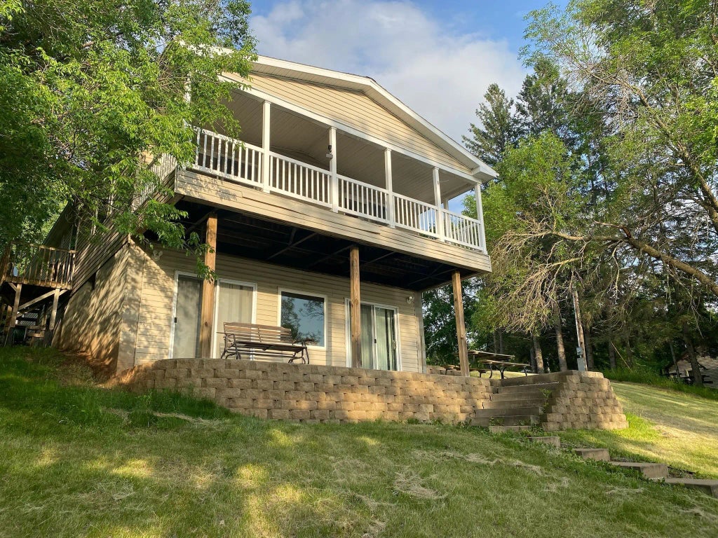 32095 402nd Place, Aitkin