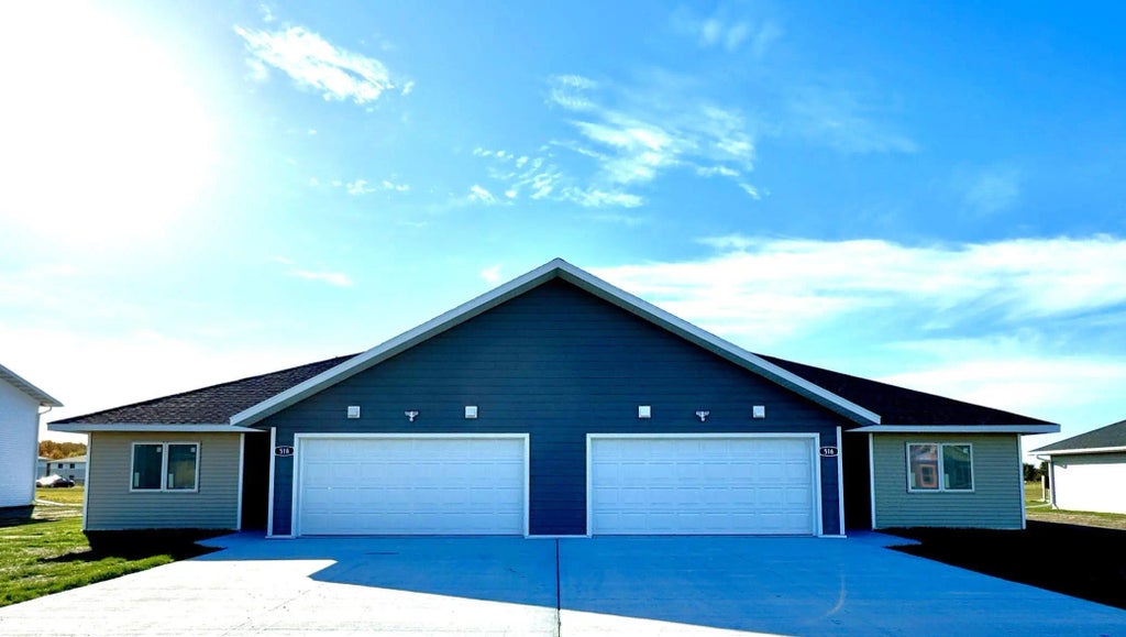 516 Garfield Street Se, Warroad