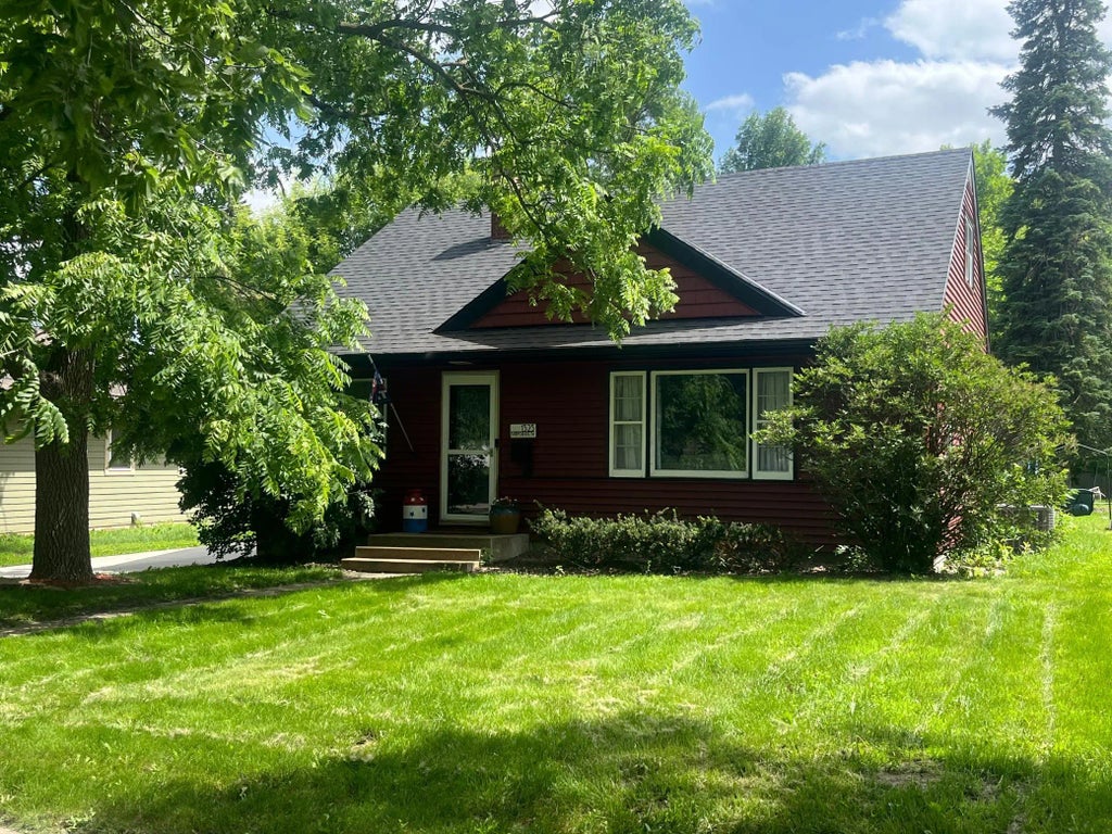 1323 Kandiyohi Avenue Sw, Willmar