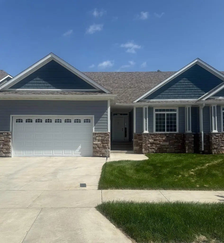 1513 Alexander Road Ne, Rochester