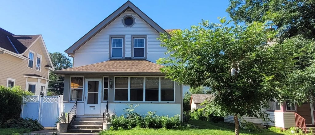 1104 24th Avenue Ne, Minneapolis