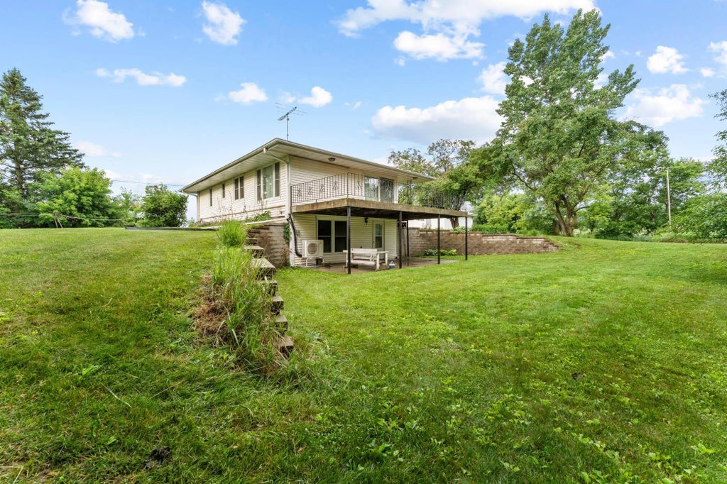 12796 Mallard Road, Brook Park Twp