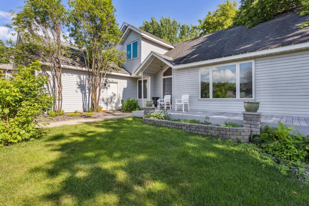 3113 Chandler Court, Burnsville