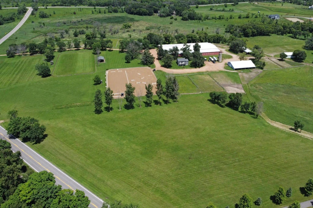 2182 Homestead Trail, Medina