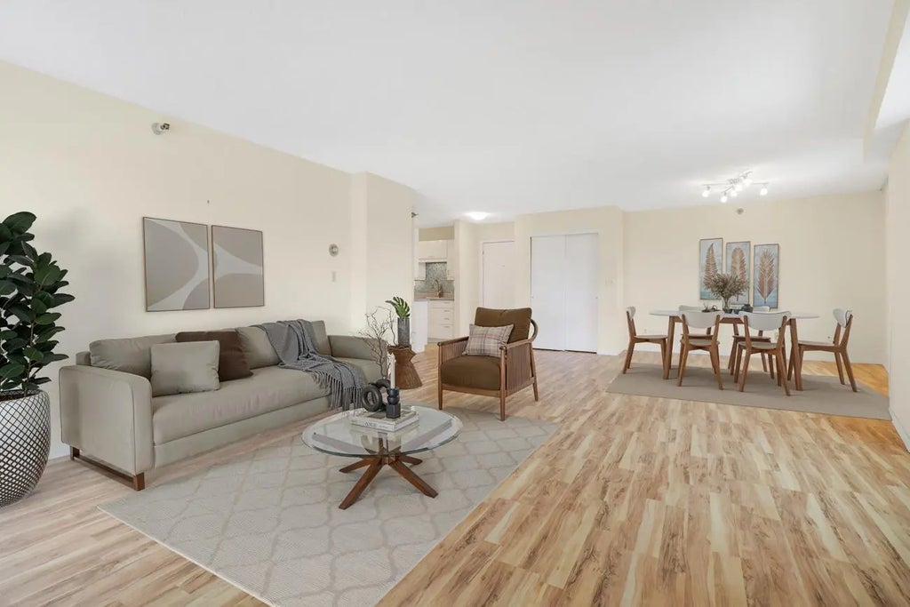 66 9th Street E 1315, Saint Paul