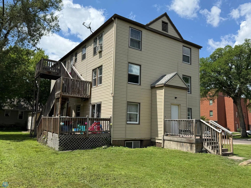 1306 3rd Avenue S, Fargo