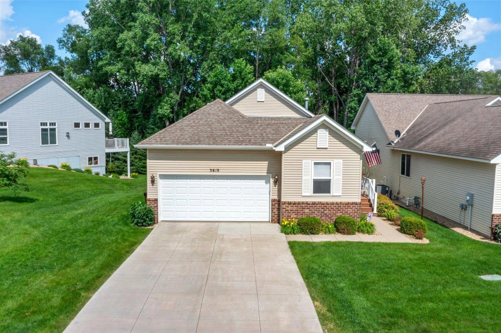 3819 Meadowview Way, Saint Bonifacius