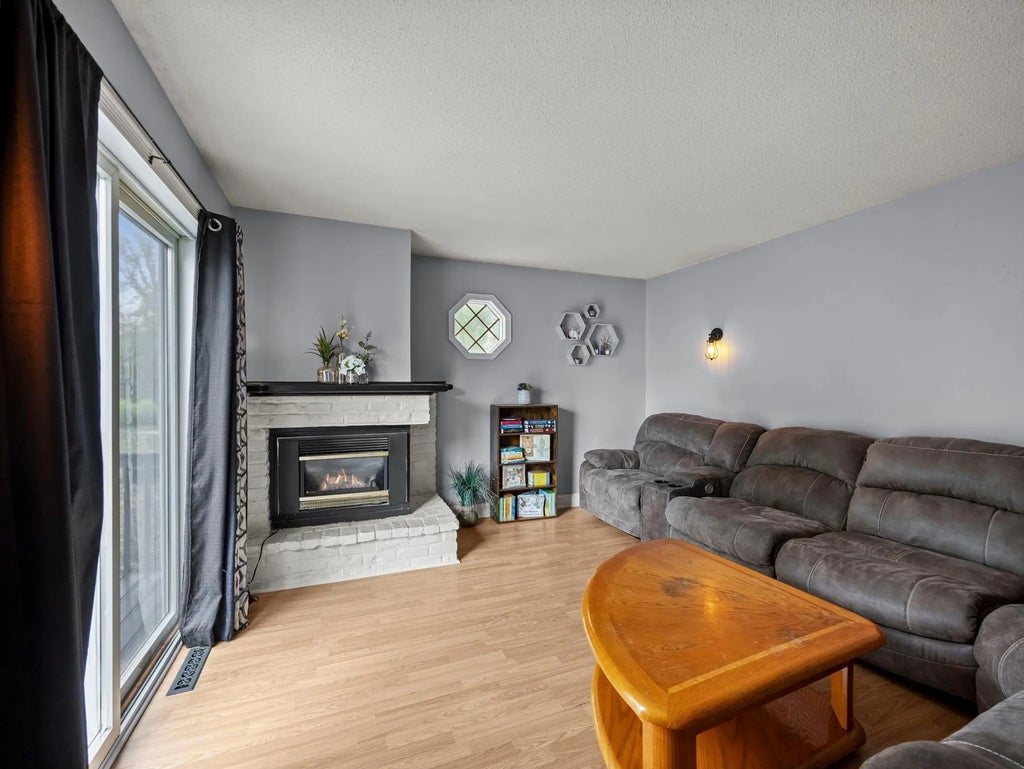 406 5th Street Nw, Montgomery