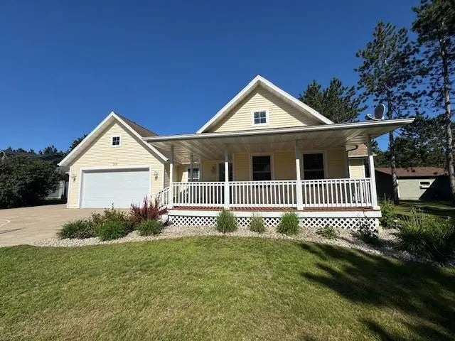 313 Ravilla Avenue, Staples