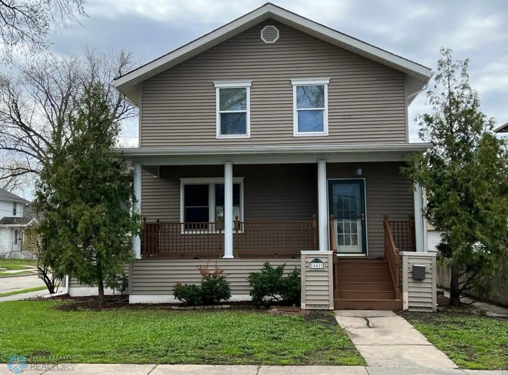 802 11th Avenue N, Fargo