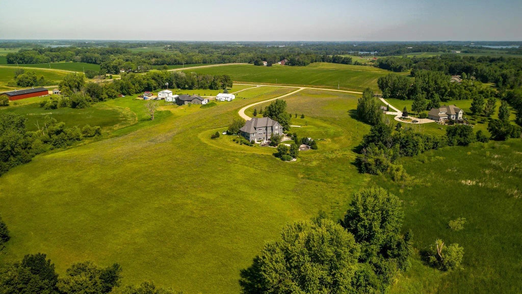 60515 235th Street, Madison Lake