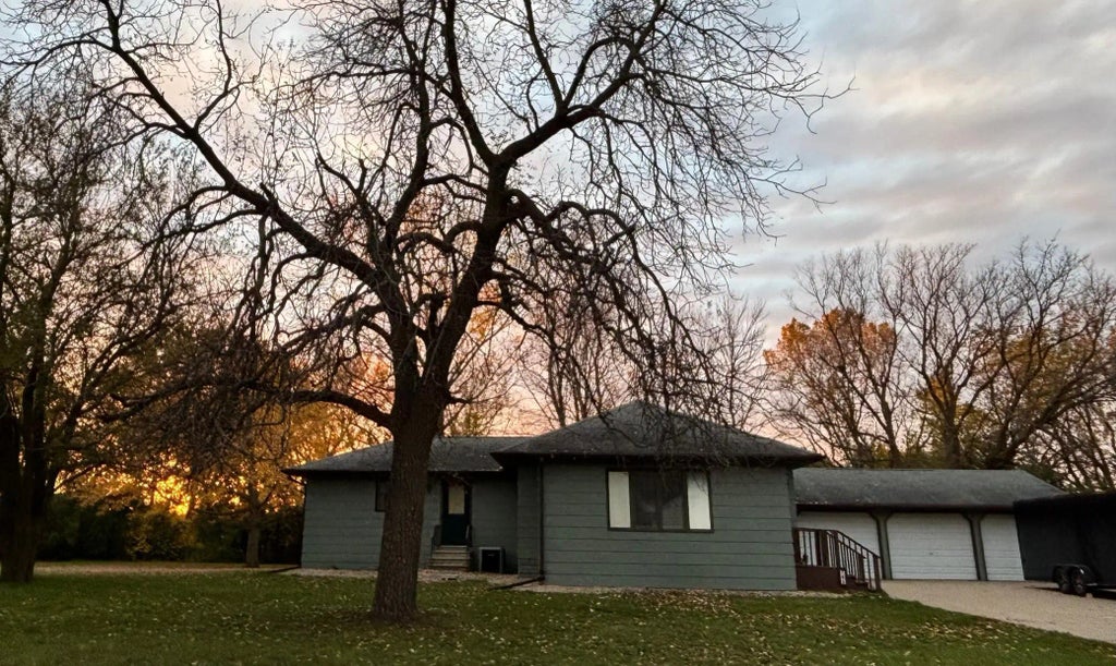 741 Main Street, Tracy