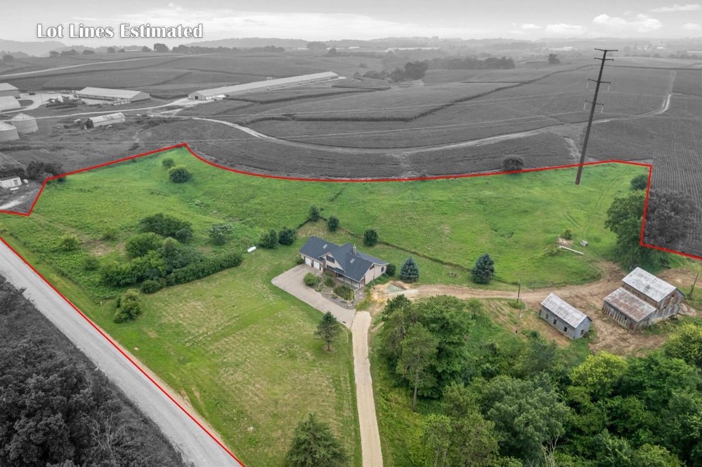 S3093 Baertsch Valley Road, Cross Twp