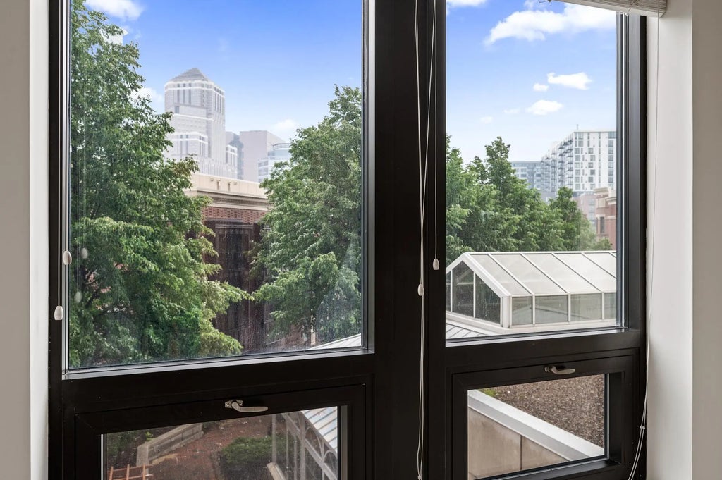 500 E Grant Street 209, Minneapolis