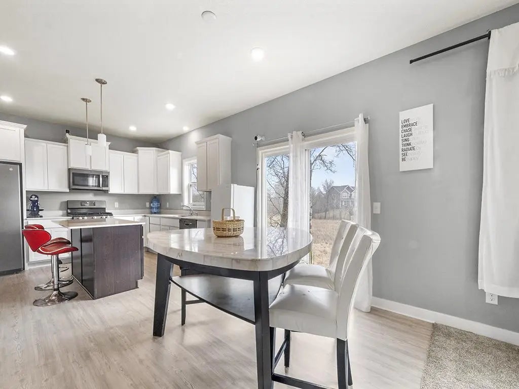 15985 Sapphire Street Nw, Ramsey