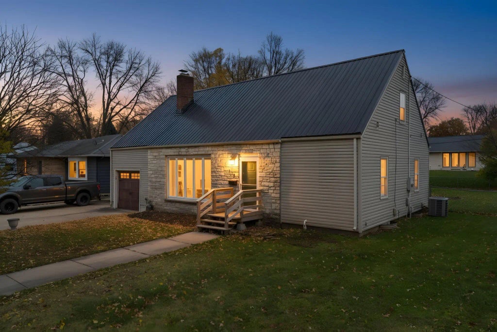 339 South Street, Owatonna