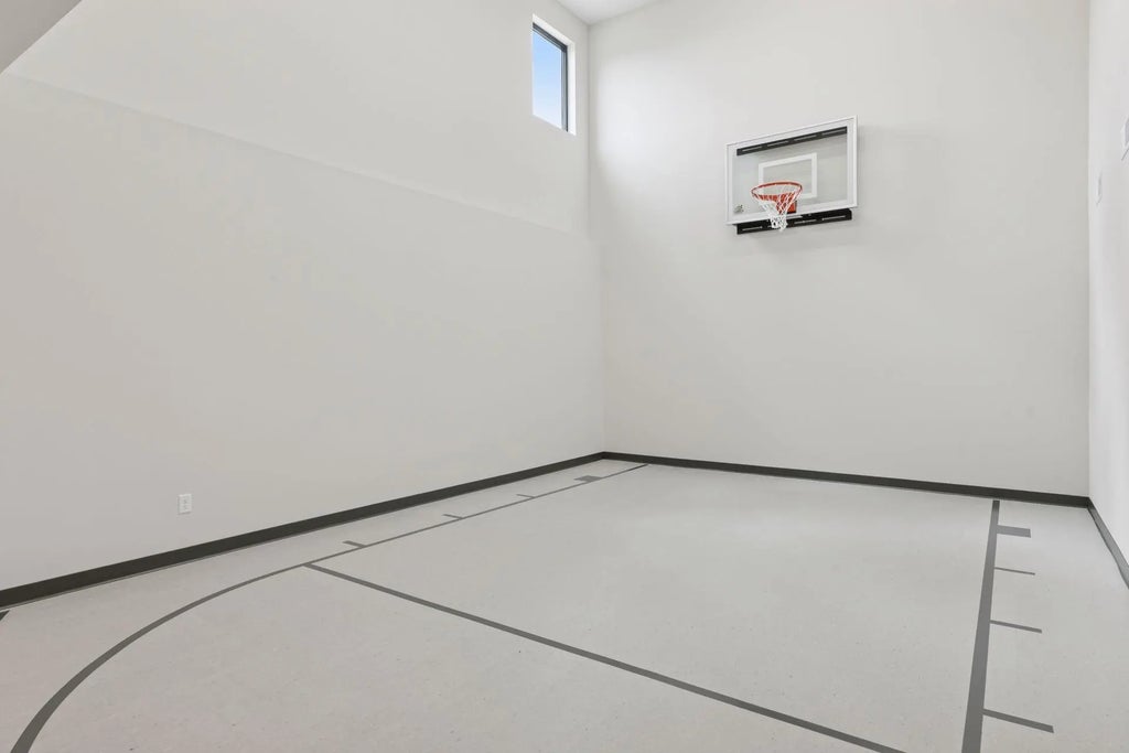 5871 Freeland Alcove N, Hugo