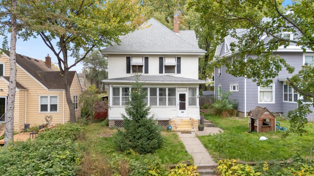 162 Bates Avenue, Saint Paul