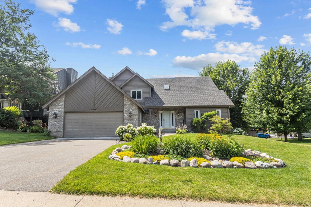 11007 Jackson Drive, Eden Prairie