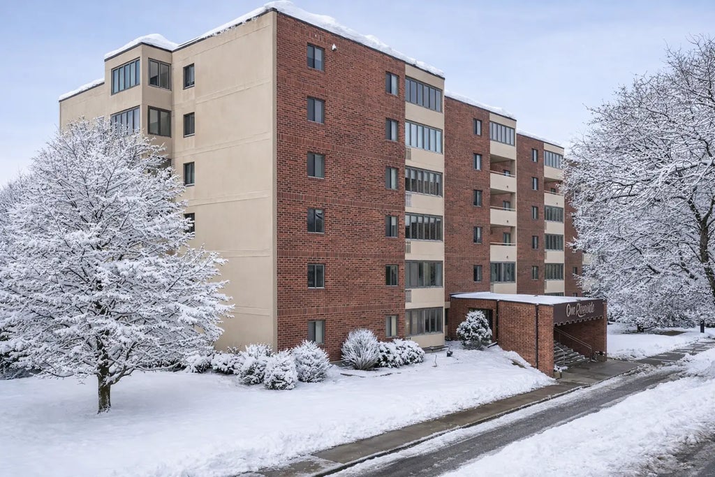 105 3rd Street N 506, Moorhead