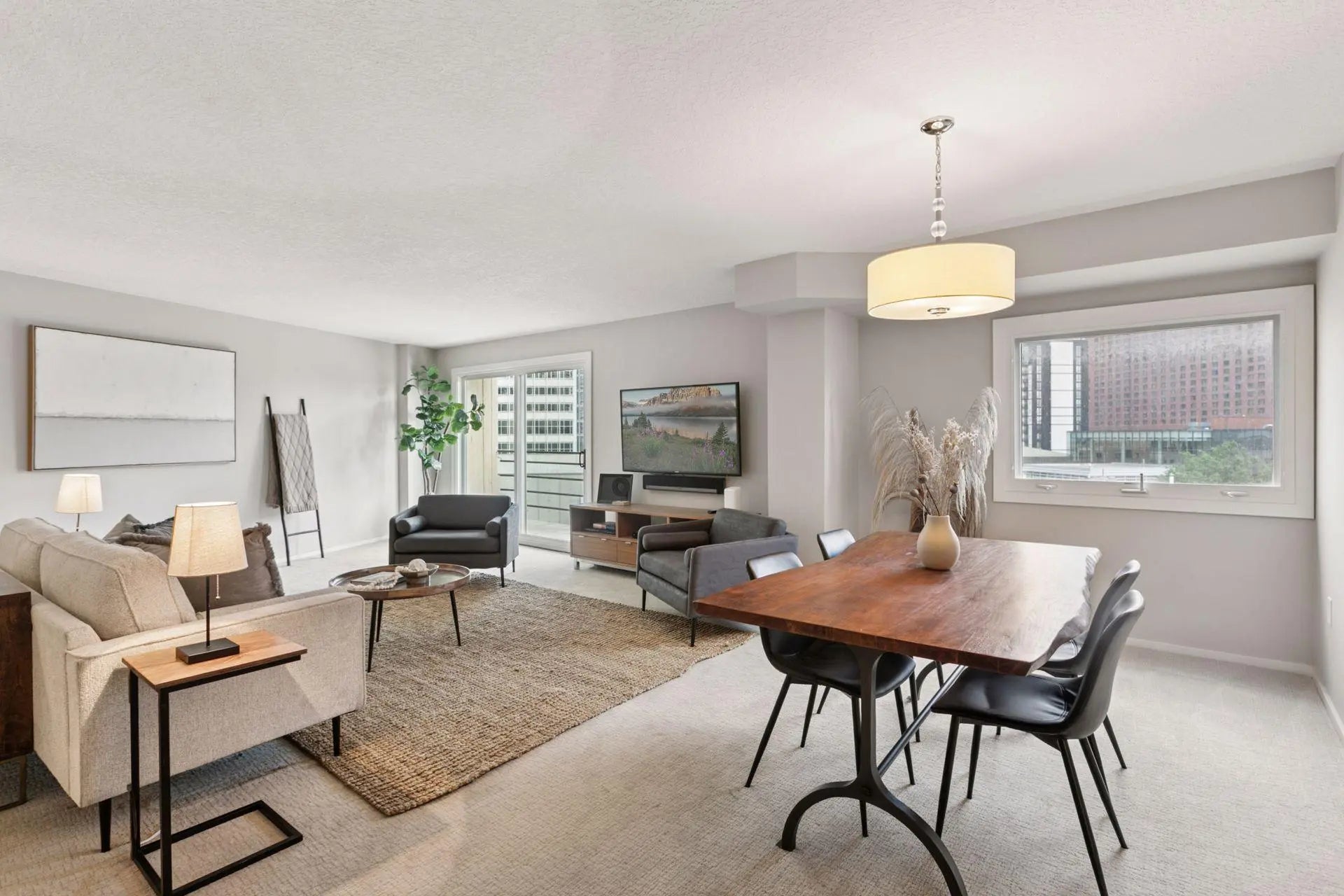 Photo of Listing #6752477