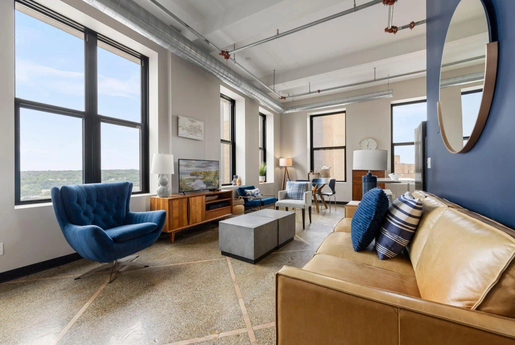 350 Saint Peter Street 1009, Saint Paul