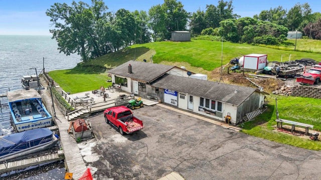 44033 Conifer Street, Hazelton Twp