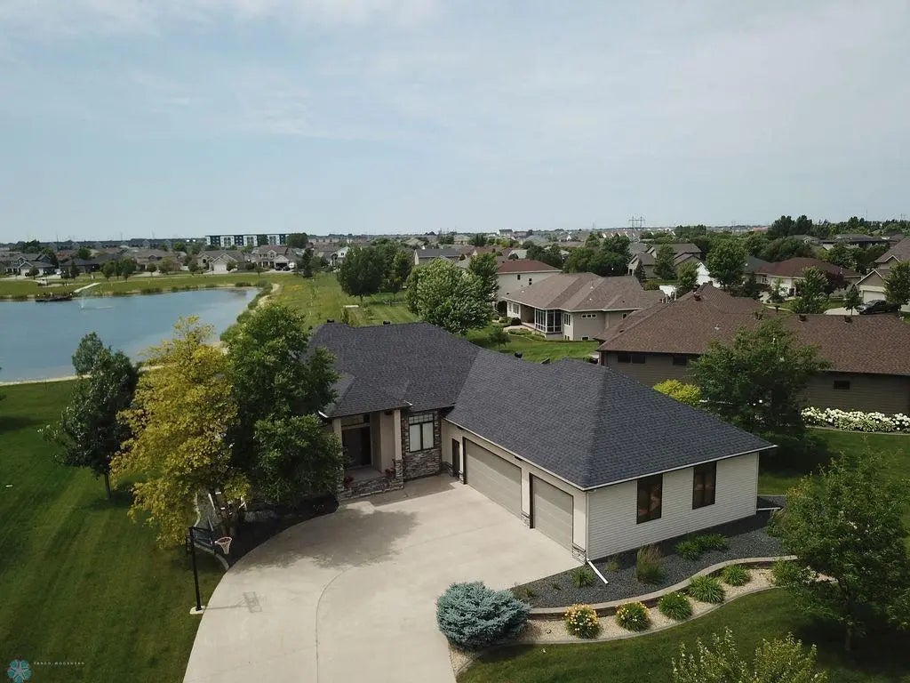 4703 Woodhaven Street S, Fargo