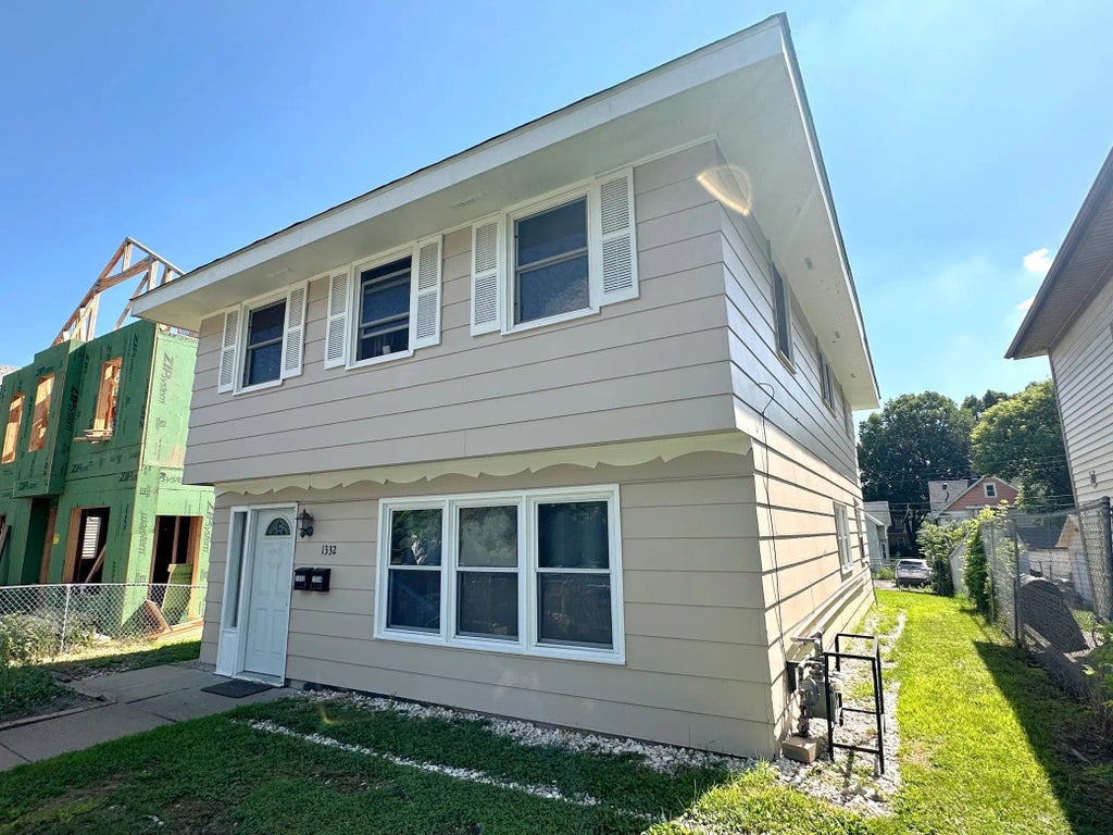 1332 Logan Avenue N, Minneapolis