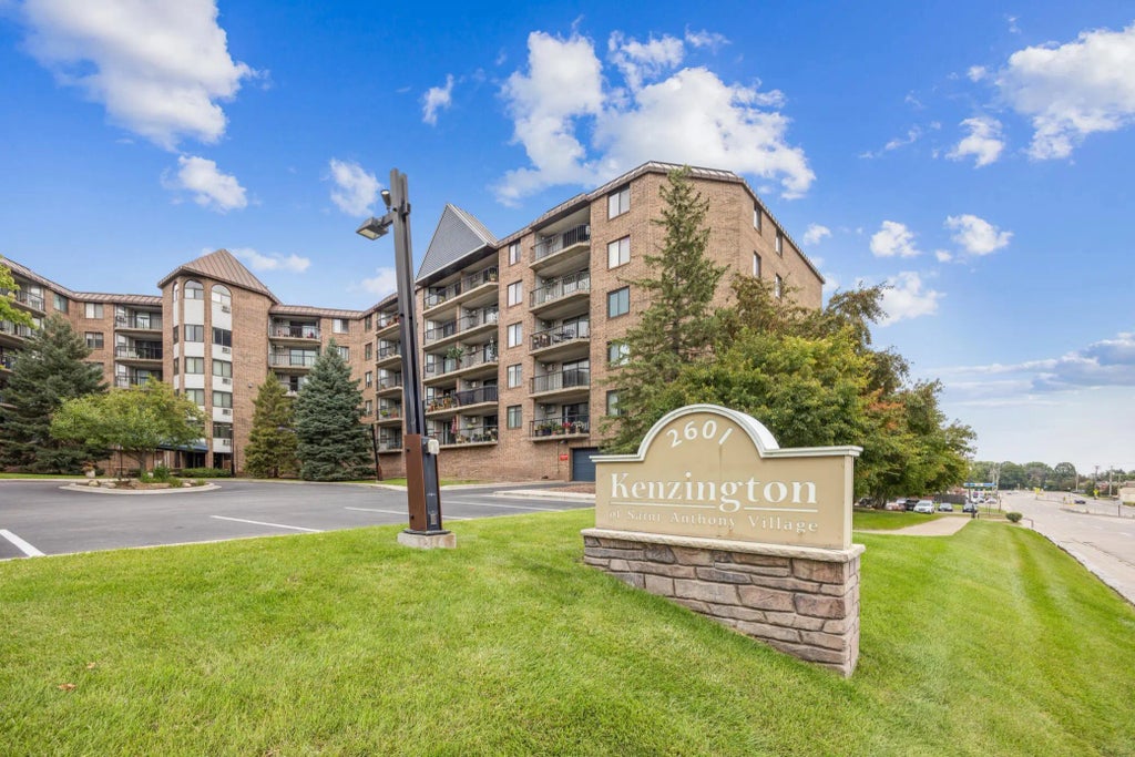 2601 Kenzie Terrace 324, Saint Anthony