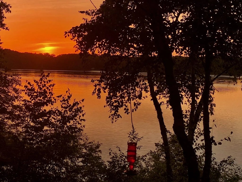 20854 Elmway Road, Richmond